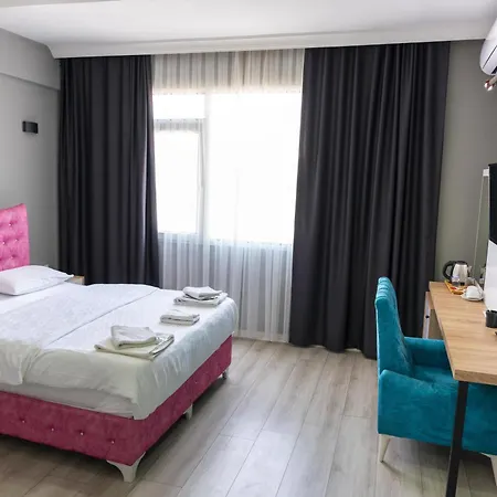 Hotell Rio's Kurtkoey